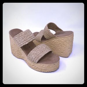 Vintage Sbicca Wedge Platform Sandals 90’s size 7M